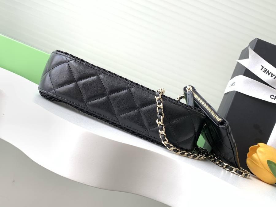 Chanel 25S Mesh Tote 28 x 22 x 12 C2FF