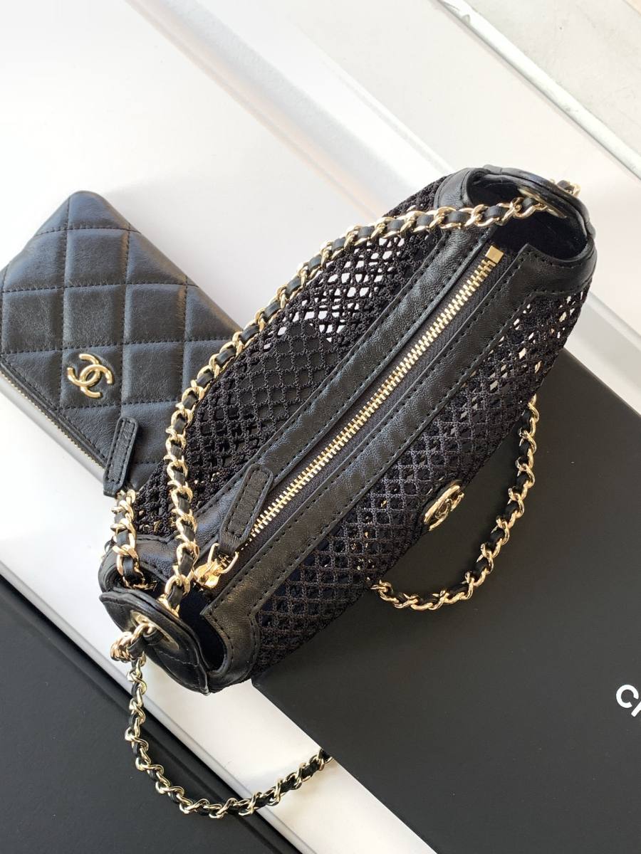 Chanel 25S Mesh Tote 28 x 22 x 12 C2FF