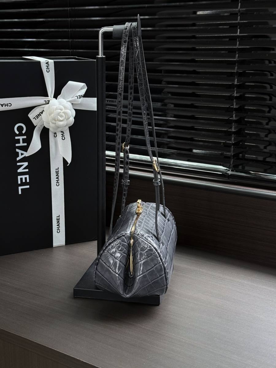 Chanel 26A Bowling Bag 31 x 20 x 14 A63A