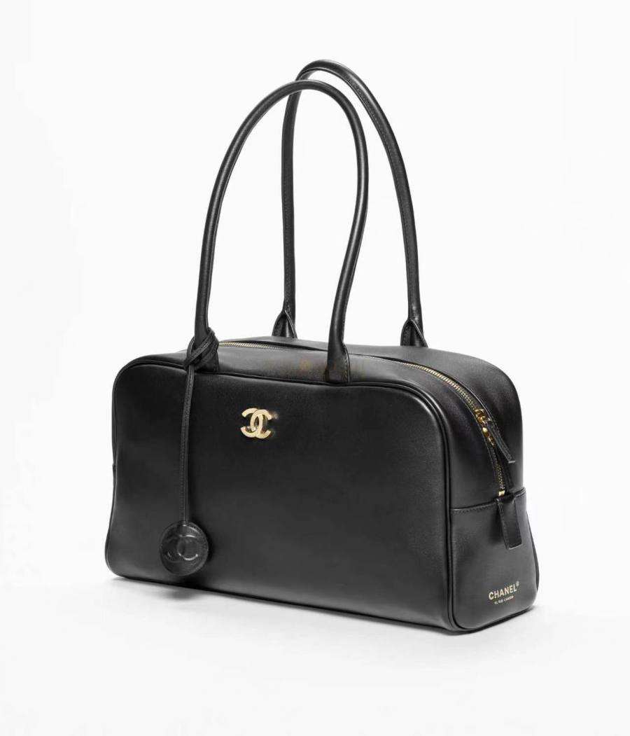Chanel 26A Bowling Bag 31 x 20 x 14 CAE6