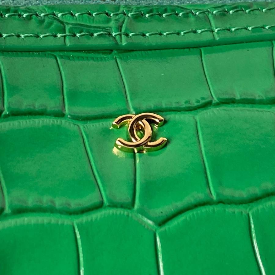 Chanel 26A Bowling Bag AS5390 31 x 20 x 14 35AC