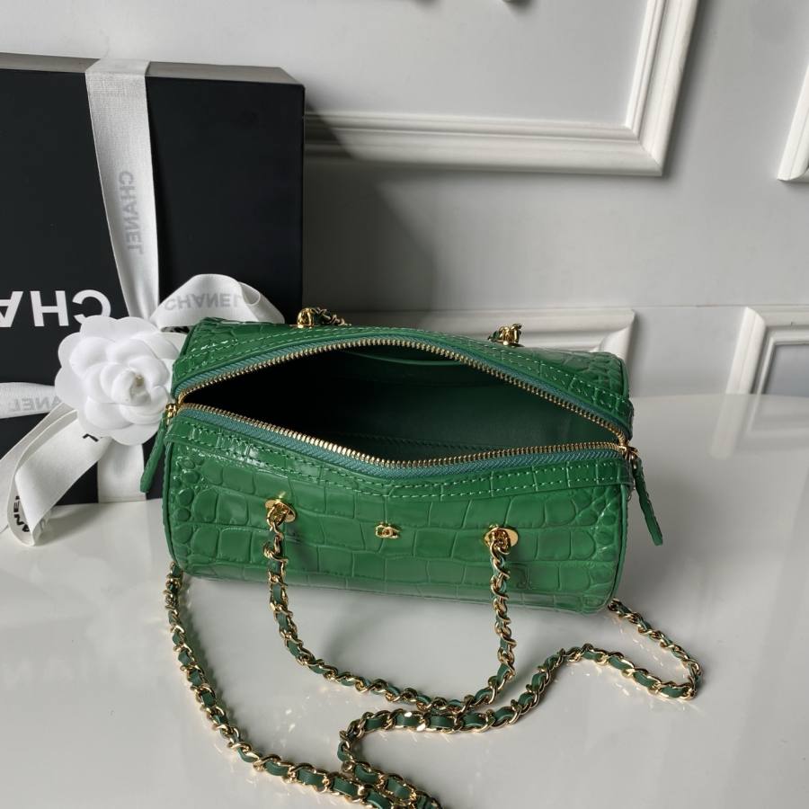 Chanel 26A Bowling Bag AS5390 31 x 20 x 14 35AC