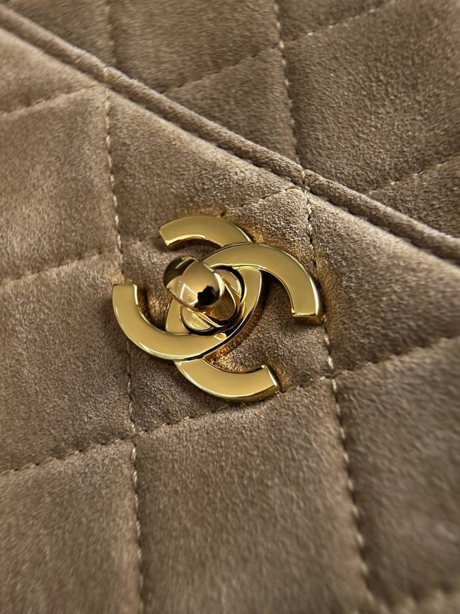 Chanel 26A Camera Bag 18 x 12 x 7 3550