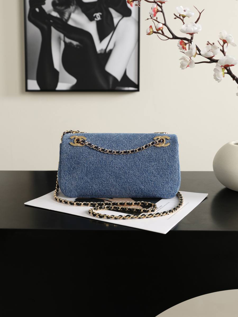 Chanel 26A Denim Flap 12 x 22 x 8 9ECC