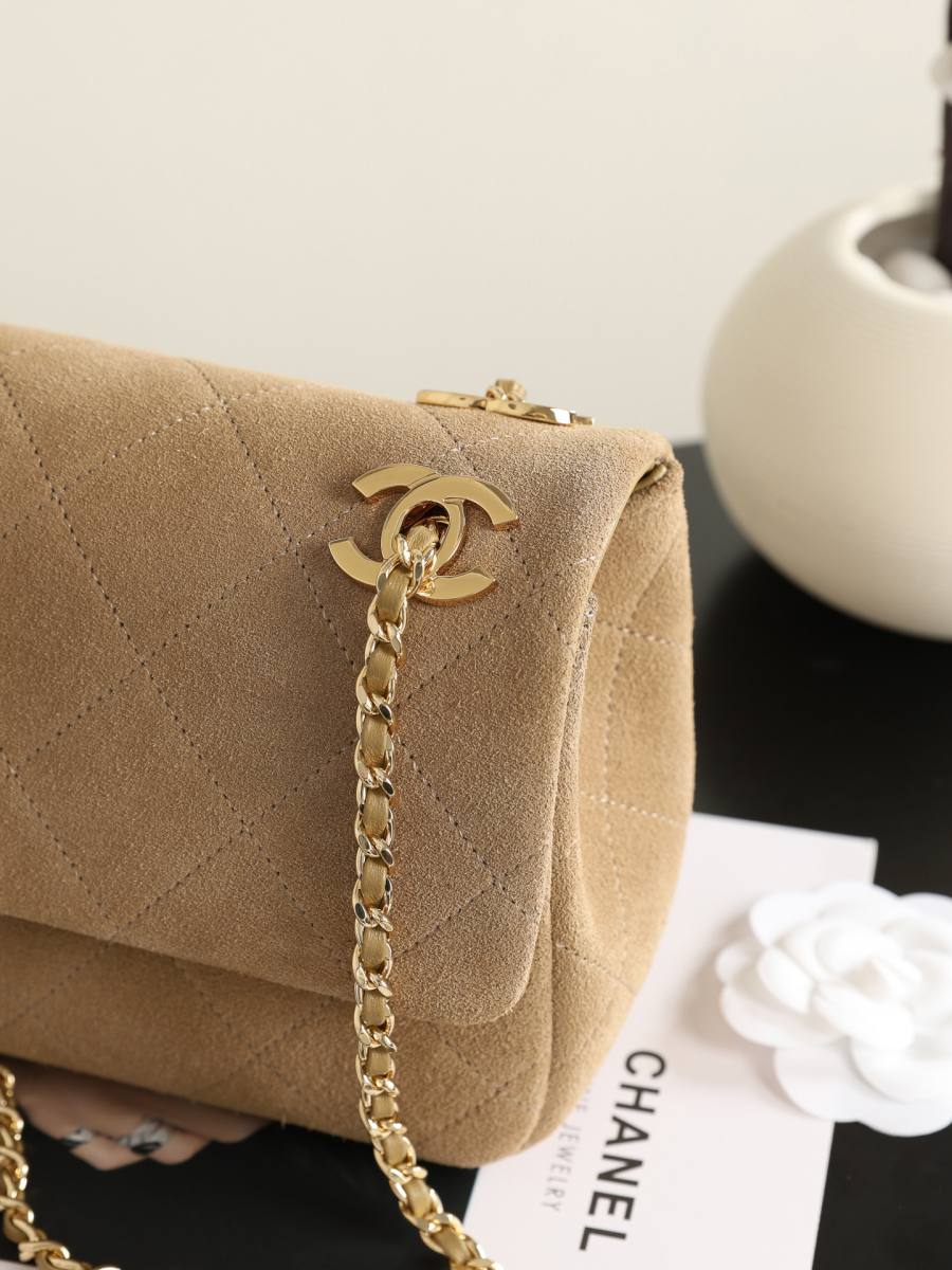 Chanel 26A Denim Flap 15 x 25 x 8 DF5D