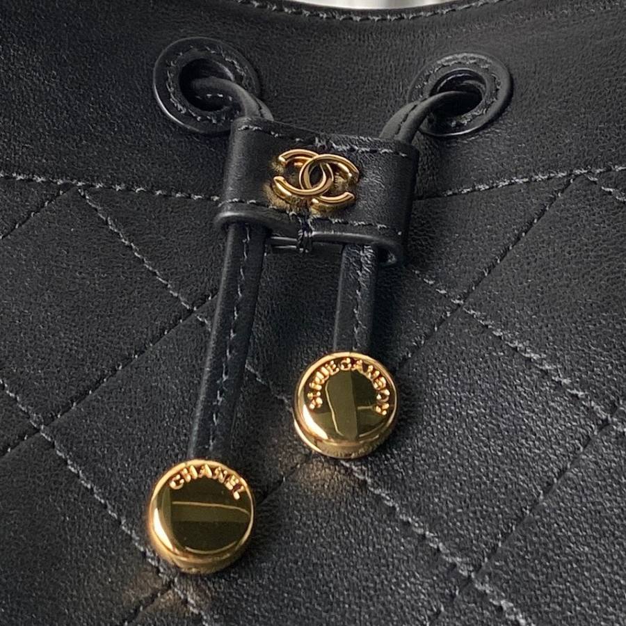Chanel 26B Bucket Small AS6537 18 x 16 x 12 853D