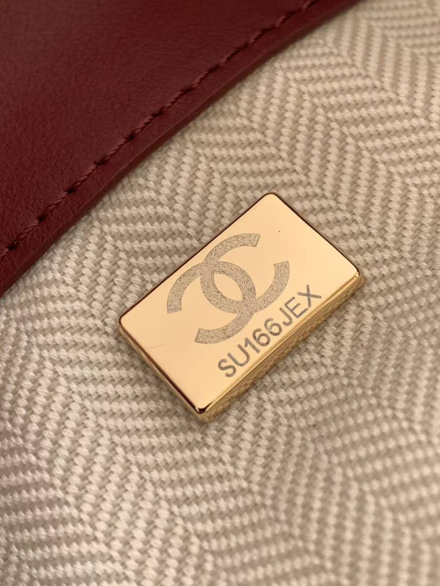 Chanel 26B Bucket Small AS6537 18 x 16 x 12 DDB0
