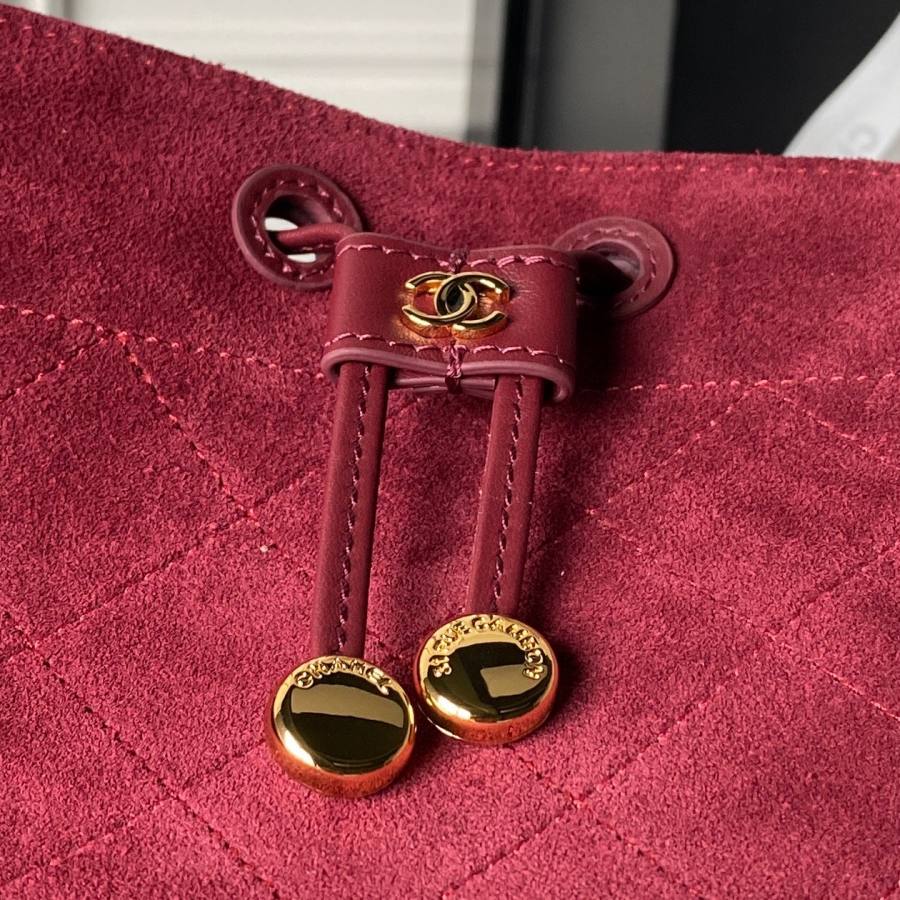 Chanel 26B Bucket Small AS6537 18 x 16 x 12 FD27