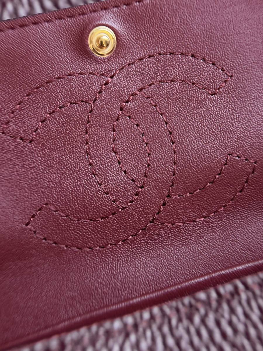 Chanel 26B Classic Flap Mini 20 x 13 x 6 B4C3