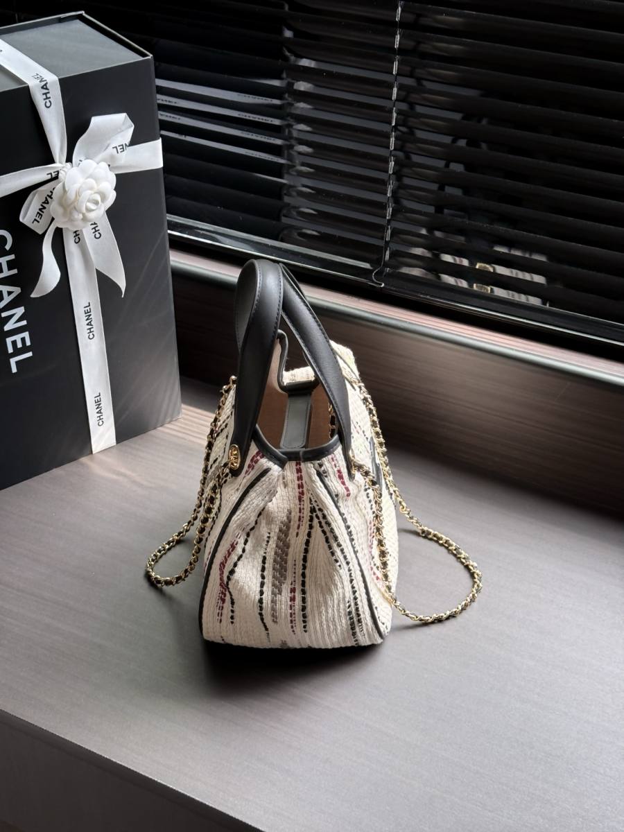 Chanel 26B Woven Tote 36 x 30 x 14 BF0E