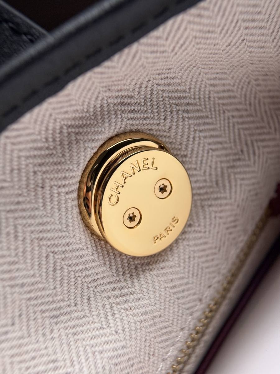 Chanel 26B Woven Tote 36 x 30 x 14 BF0E