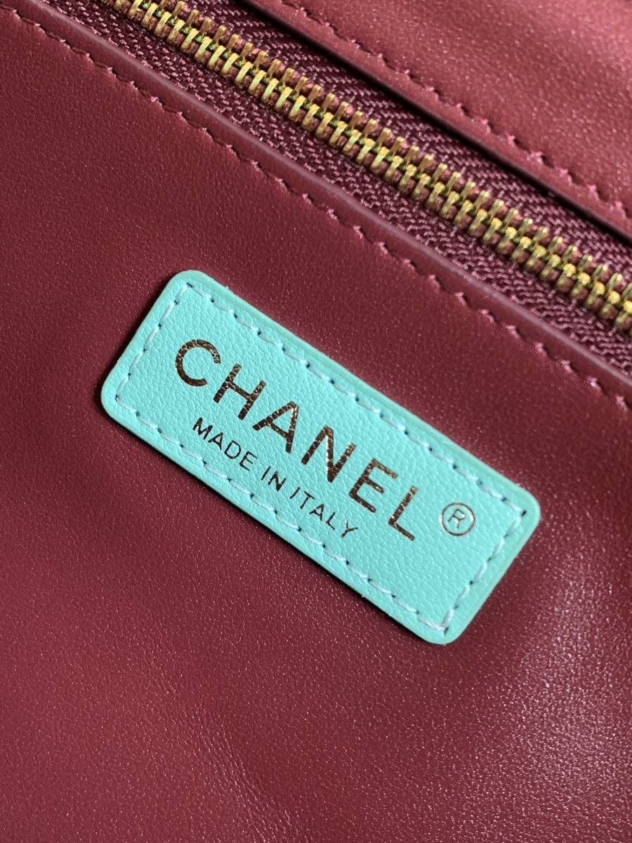 Chanel 26S Cerf Tote 35.5 x 25.5 x 15 2CD1