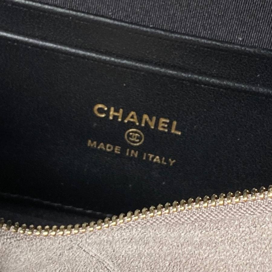 Chanel 26S Vanity AP5236 16.5 x 10.5 x 7.5 679E