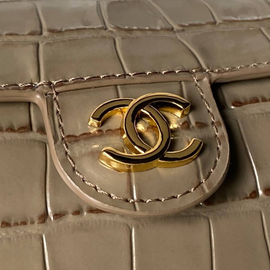 Chanel Bowling Bag AS5294 31 x 20 x 14 693B