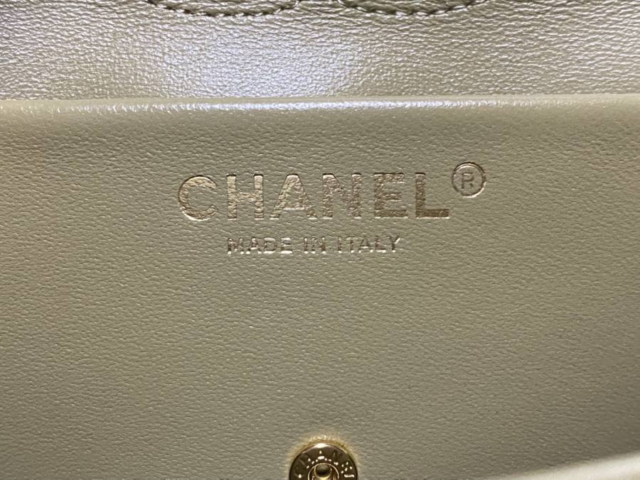 Chanel Classic Flap 25.5 x 16 x 7 193A