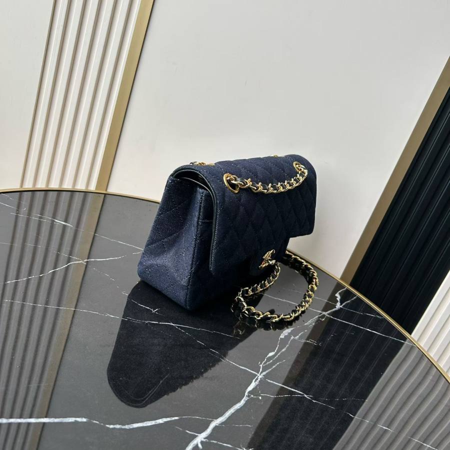 Chanel Classic Flap Small 23 420C