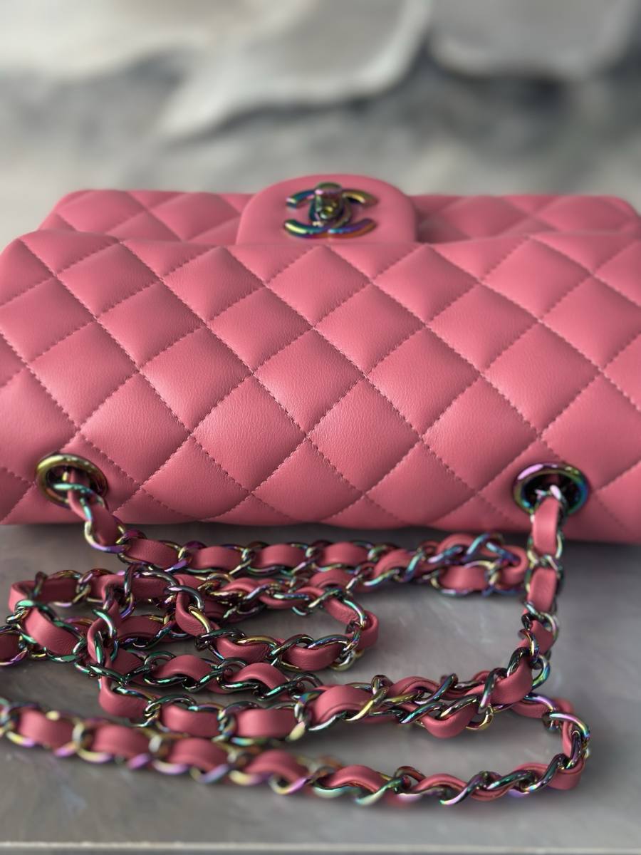 Chanel Classic Flap Small 23 x 14 x 7 58D4