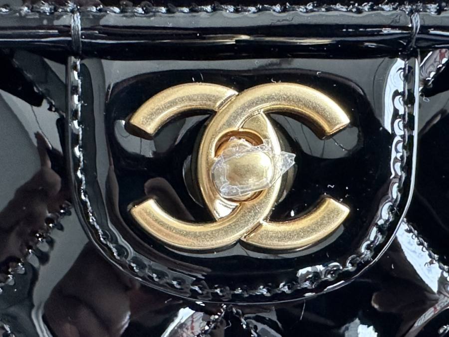 Chanel Duma Backpack AS3662 5 x 31 x 9 E5AB