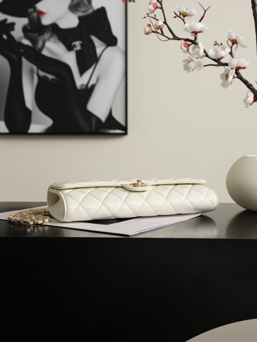 Chanel Handle Bag 20 x 14 x 8 60EE