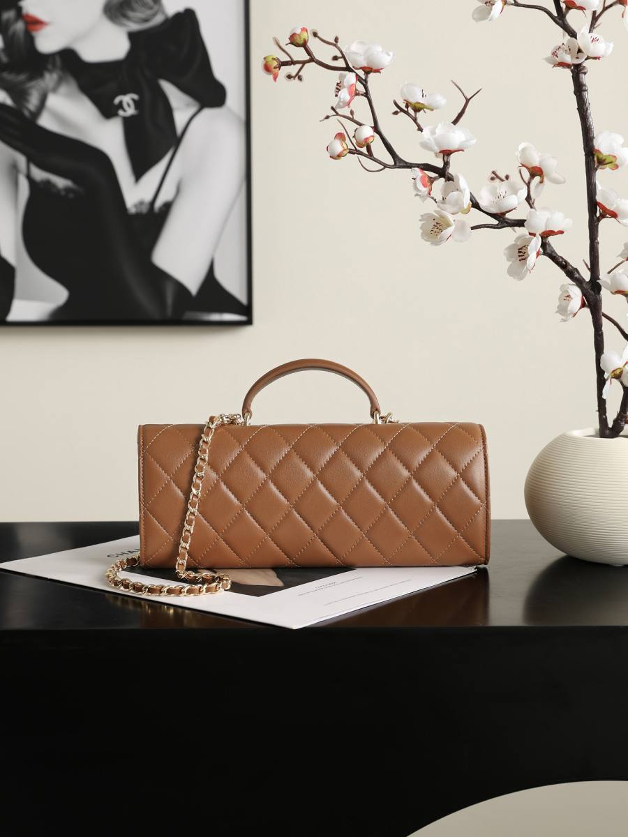 Chanel Handle Bag 20 x 14 x 8 93E3