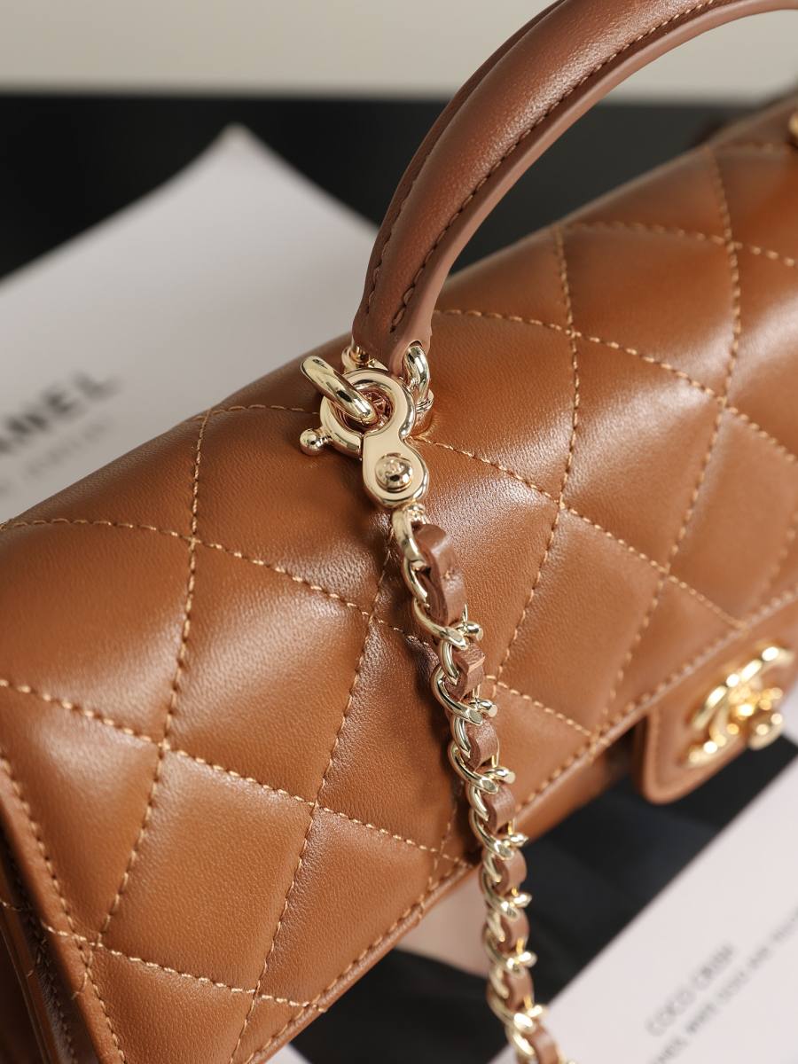 Chanel Handle Bag 20 x 14 x 8 93E3