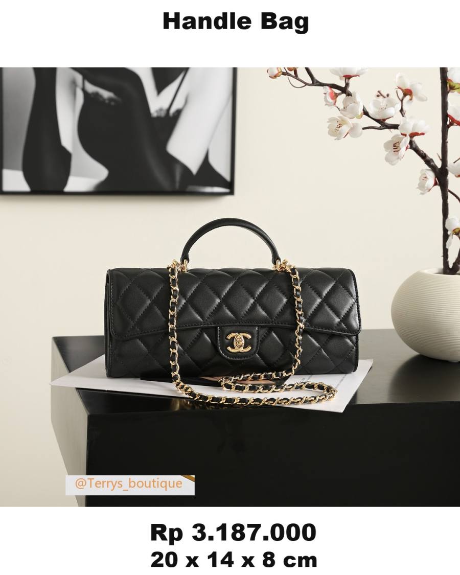 Chanel Handle Bag 20 x 14 x 8 D547
