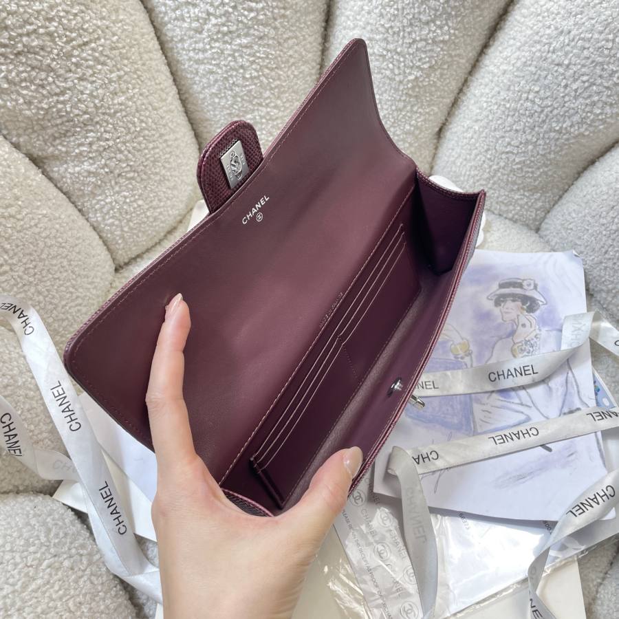 Chanel Handle Bag 28 x 13 x 8 4D42