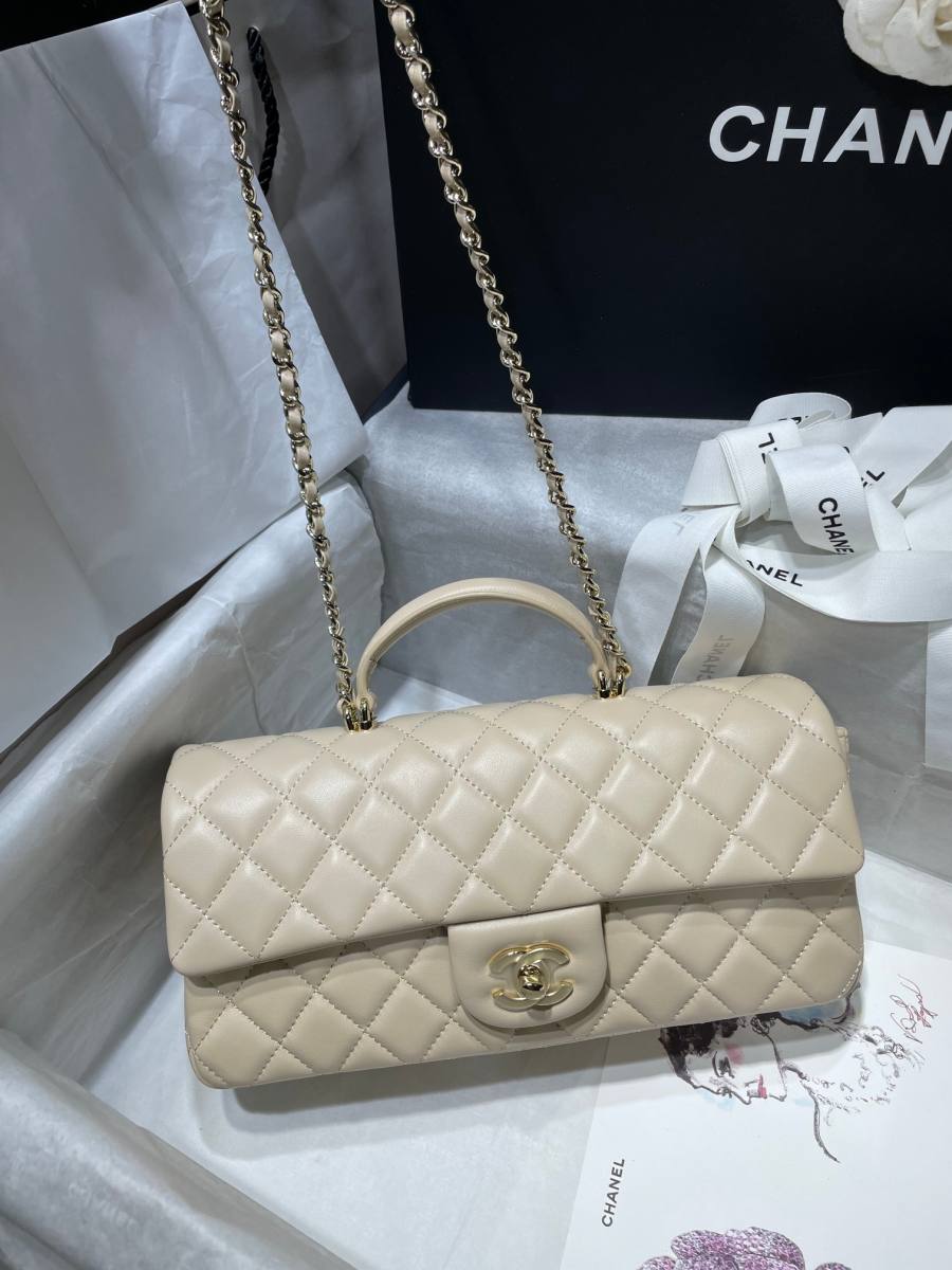 Chanel Handle Flap 2431 25 x 15 x 7 AF77