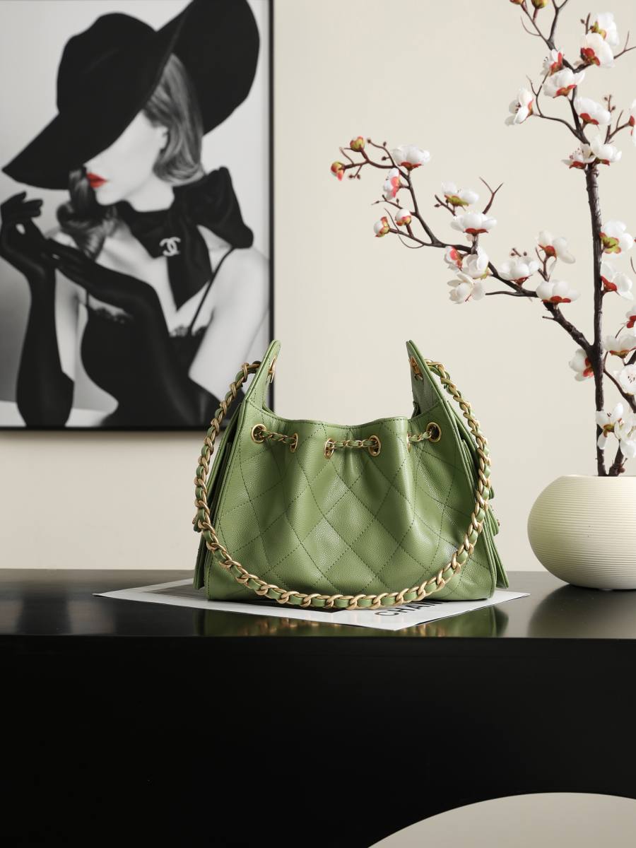 Chanel Hippie Hobo Mini 5631 20 x 16 x 8 62D1