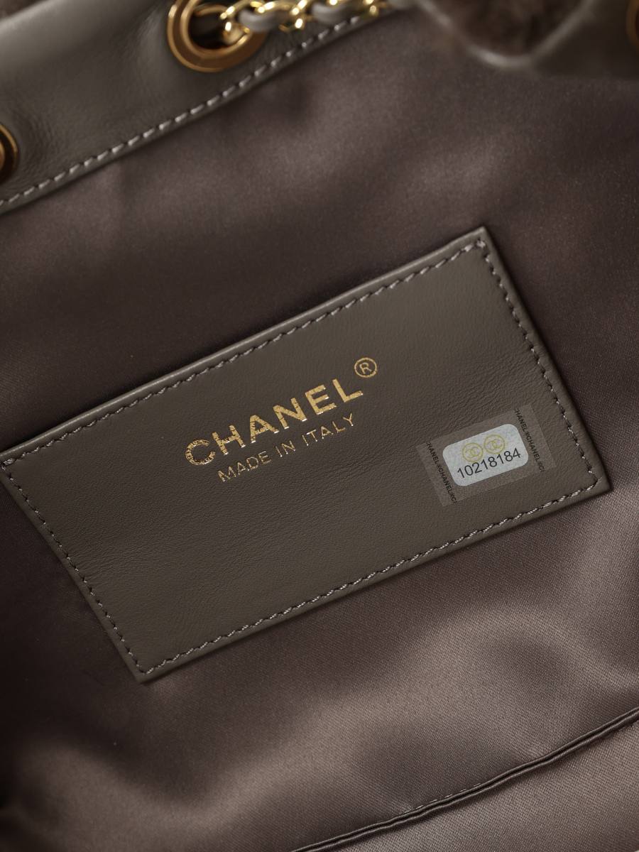 Chanel Hippie Hobo Mini 5631 20 x 16 x 8 CAE9