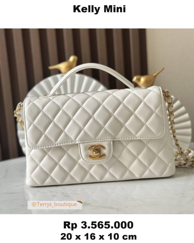 Chanel Kelly Mini 20 x 16 x 10 74FA