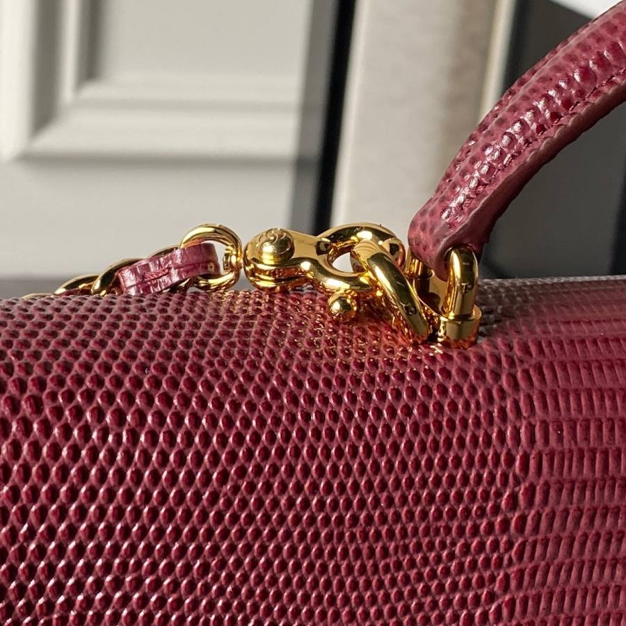 Chanel Kelly Mini AP5330 20 x 16 x 10 FF01
