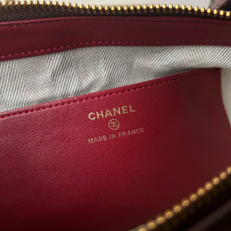 Chanel Lunch Box 20 x 14 x 8 B76A
