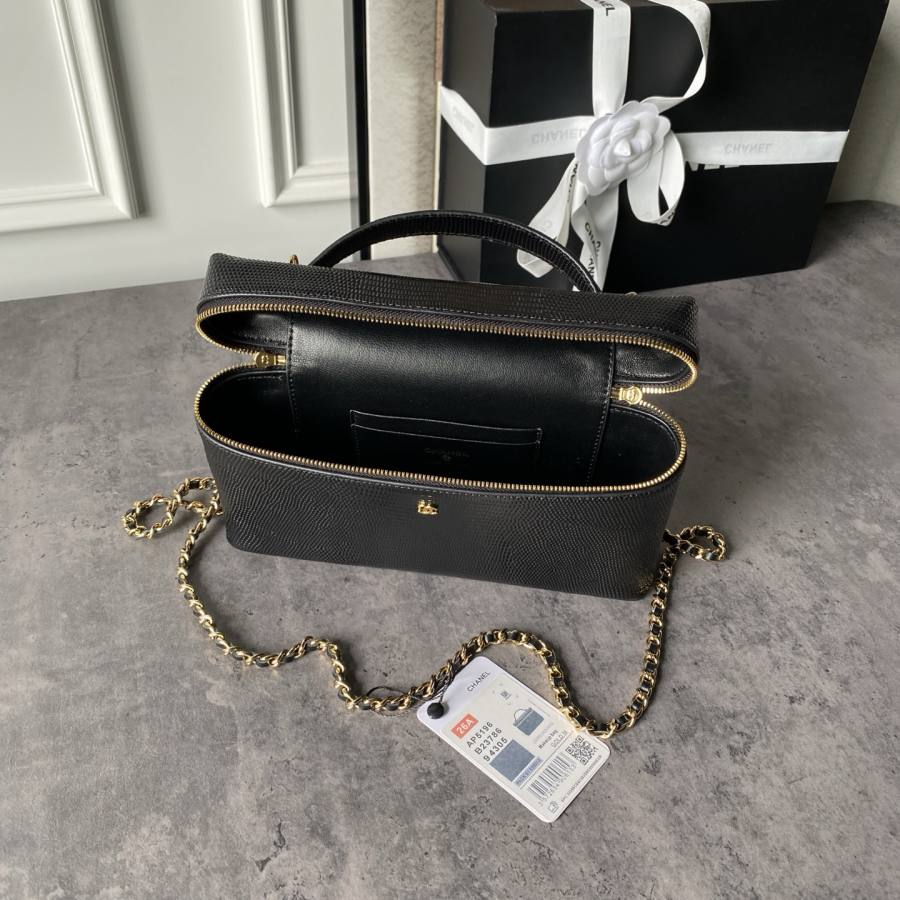 Chanel Lunch Box AP5246 20 x 14 x 8 5C85
