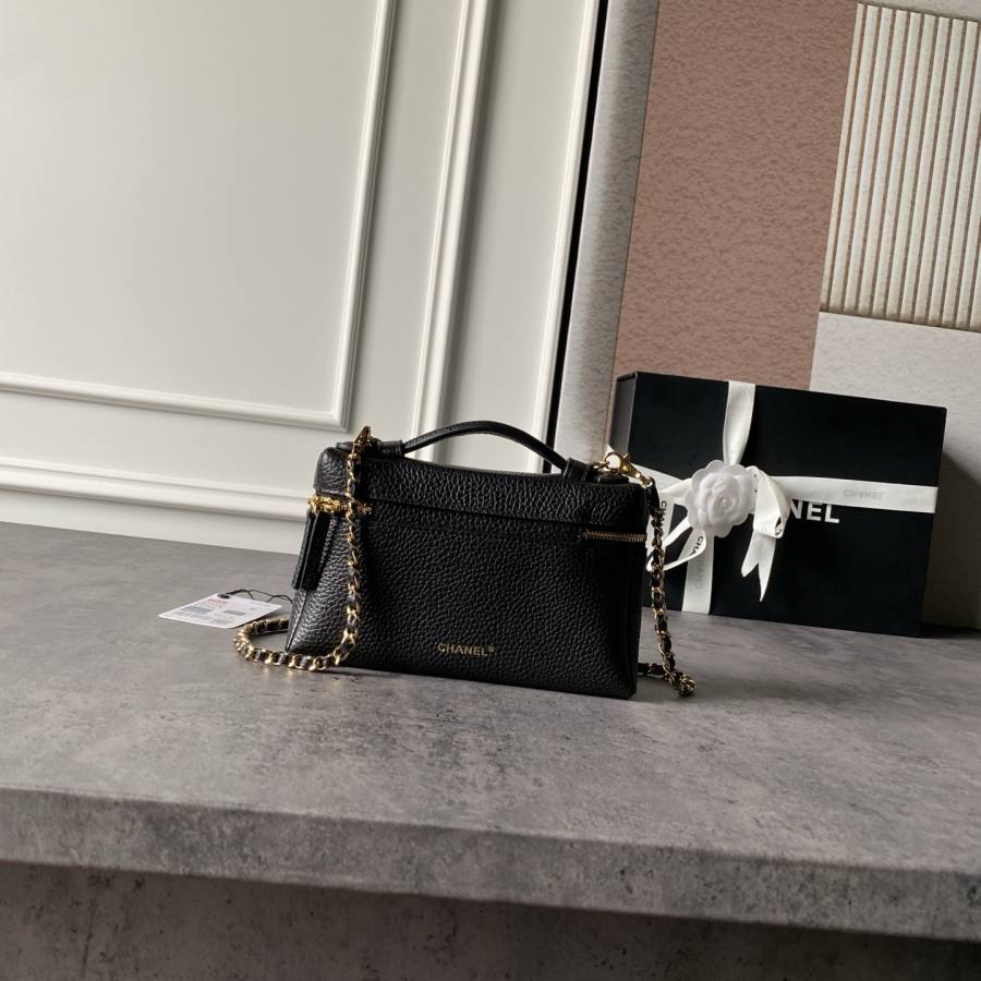 Chanel Lunch Box AP5396 20 x 14 x 8 4ED7
