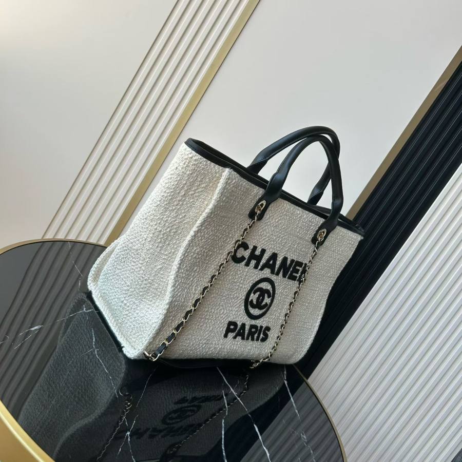 Chanel Raffia Shopping Tote 36 x 30 x 16 3549