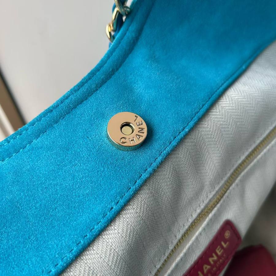 Chanel Tote 33 x 26 x 12 E3FC