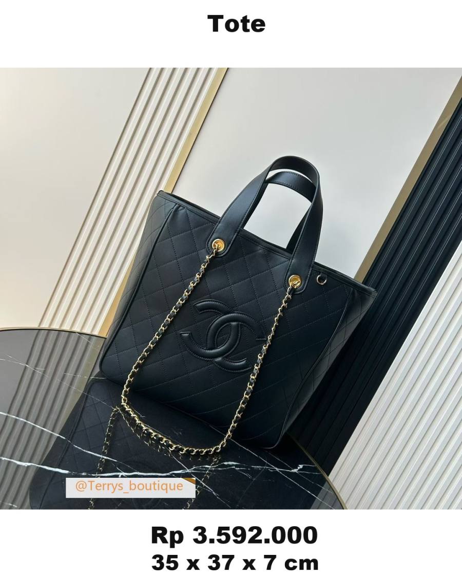 Chanel Tote 35 x 37 x 7 24F2