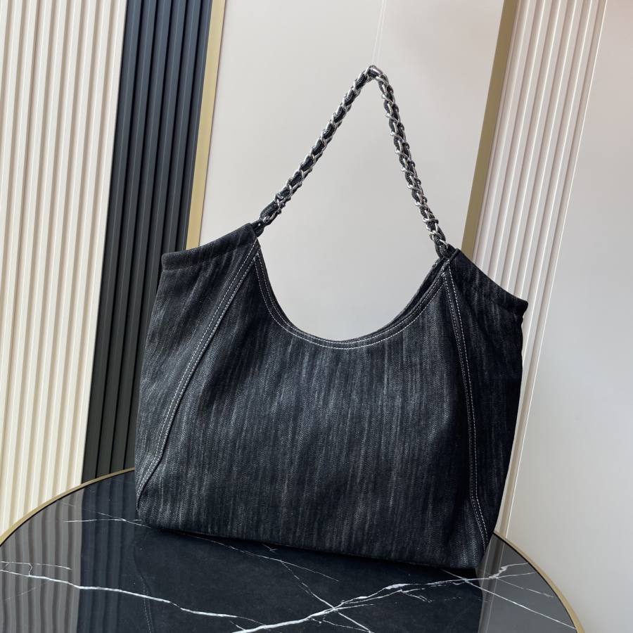 Chanel Tote 35 x 37 x 7 F3CF