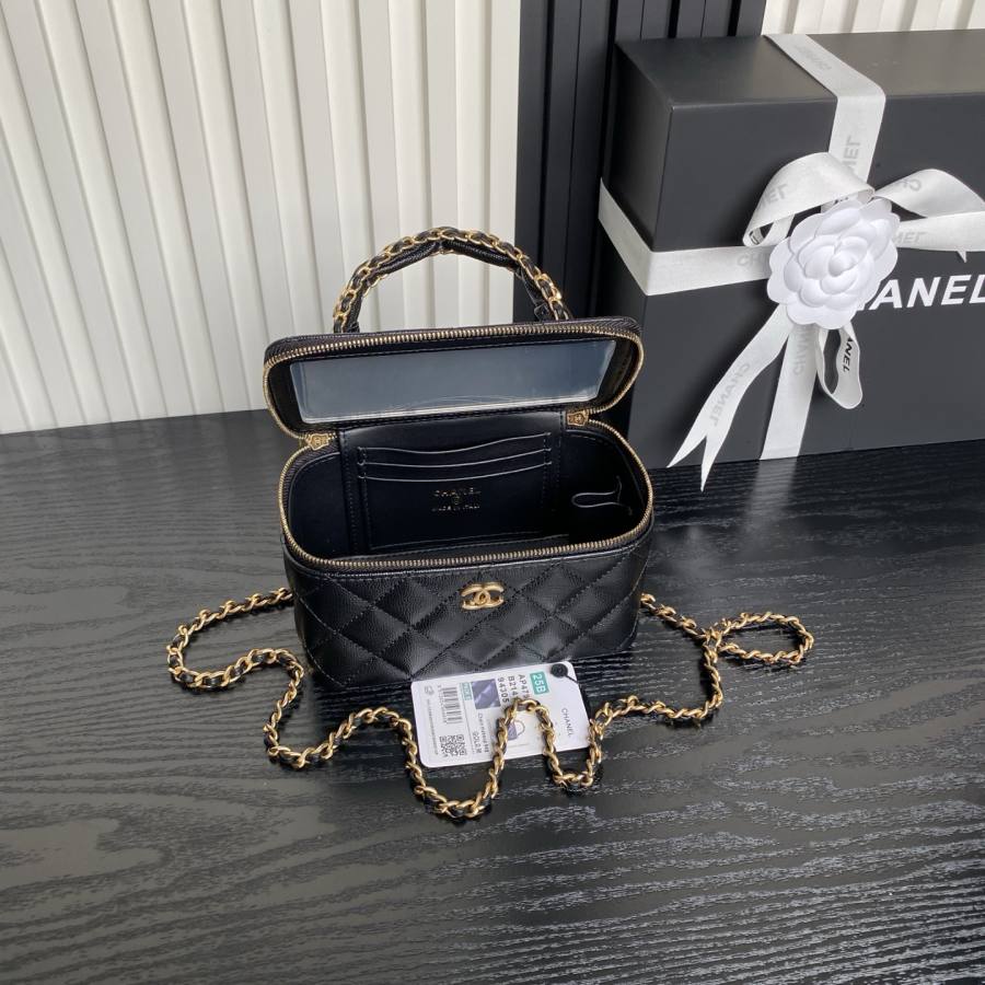 Chanel Vanity AP4849 16.5 x 10.5 x 7.5 0BF8