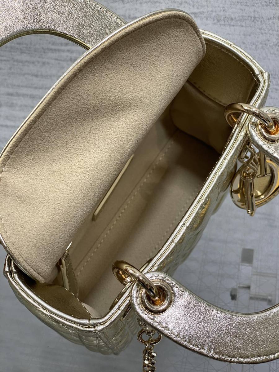RP 2971000 Dior Lady Dior Small 3-Grid 11EB Small 3-Grid 20x17x8