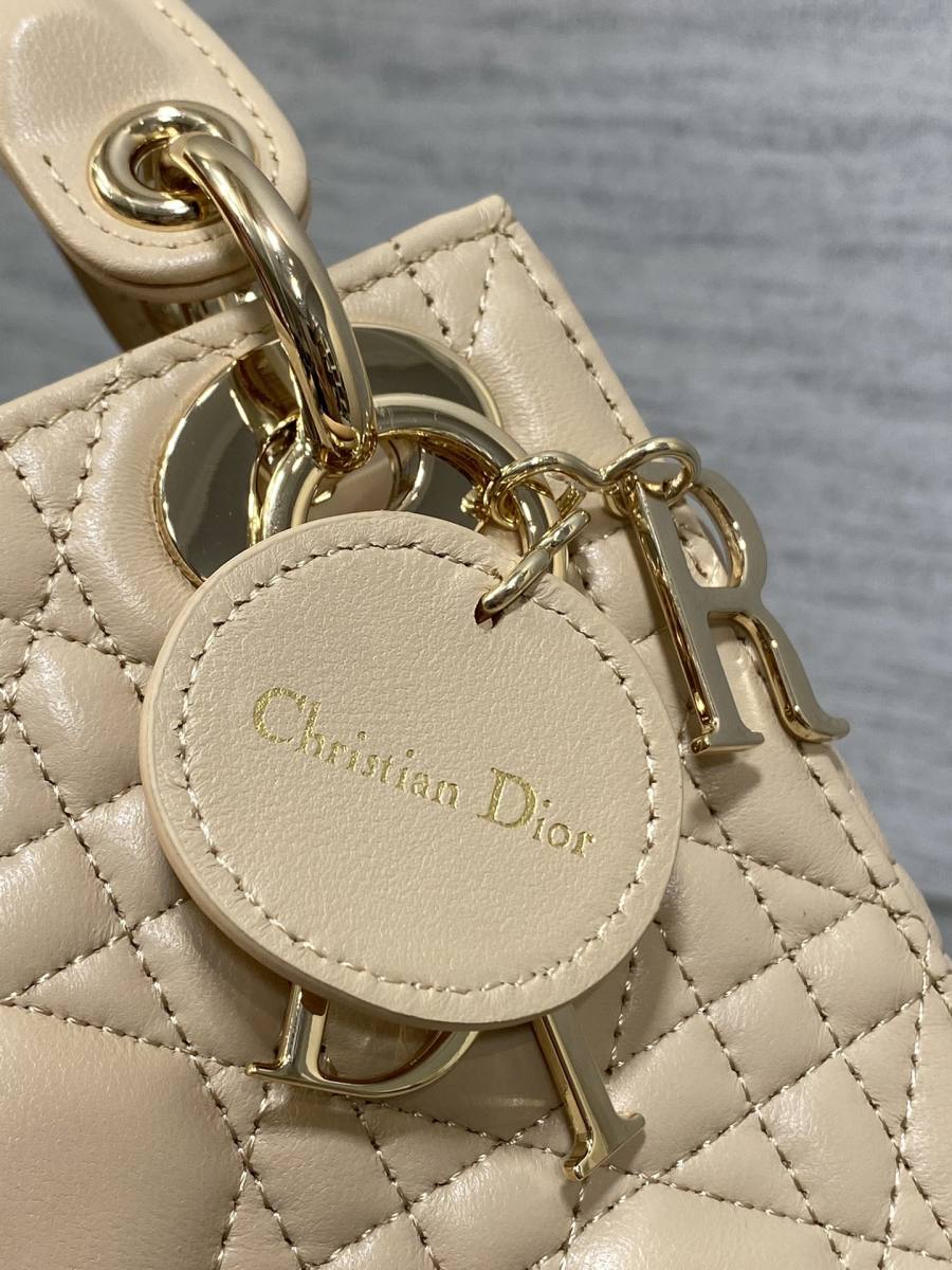 RP 2971000 Dior Lady Dior Small 3-Grid 1510 Small 3-Grid 20x17x8