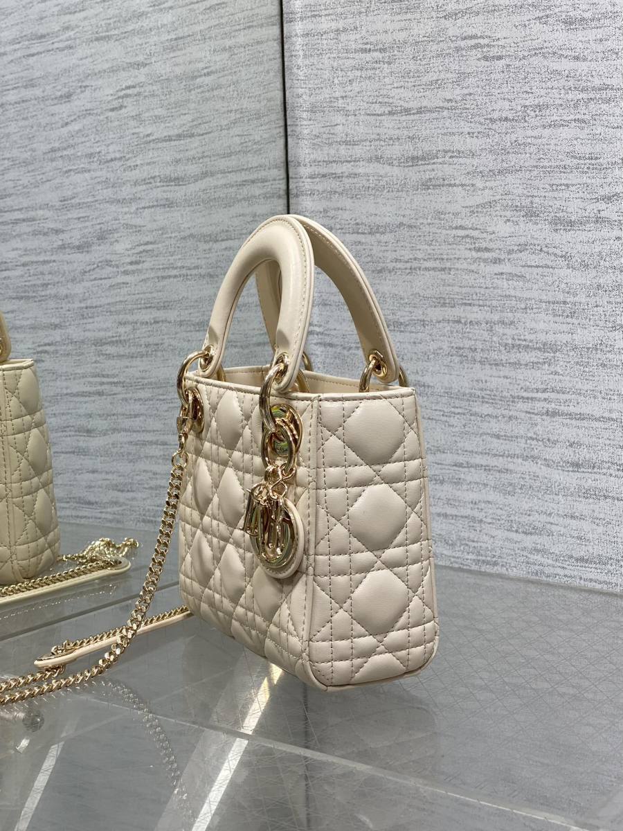 RP 2971000 Dior Lady Dior Small 3-Grid 298E Small 3-Grid 20x17x8