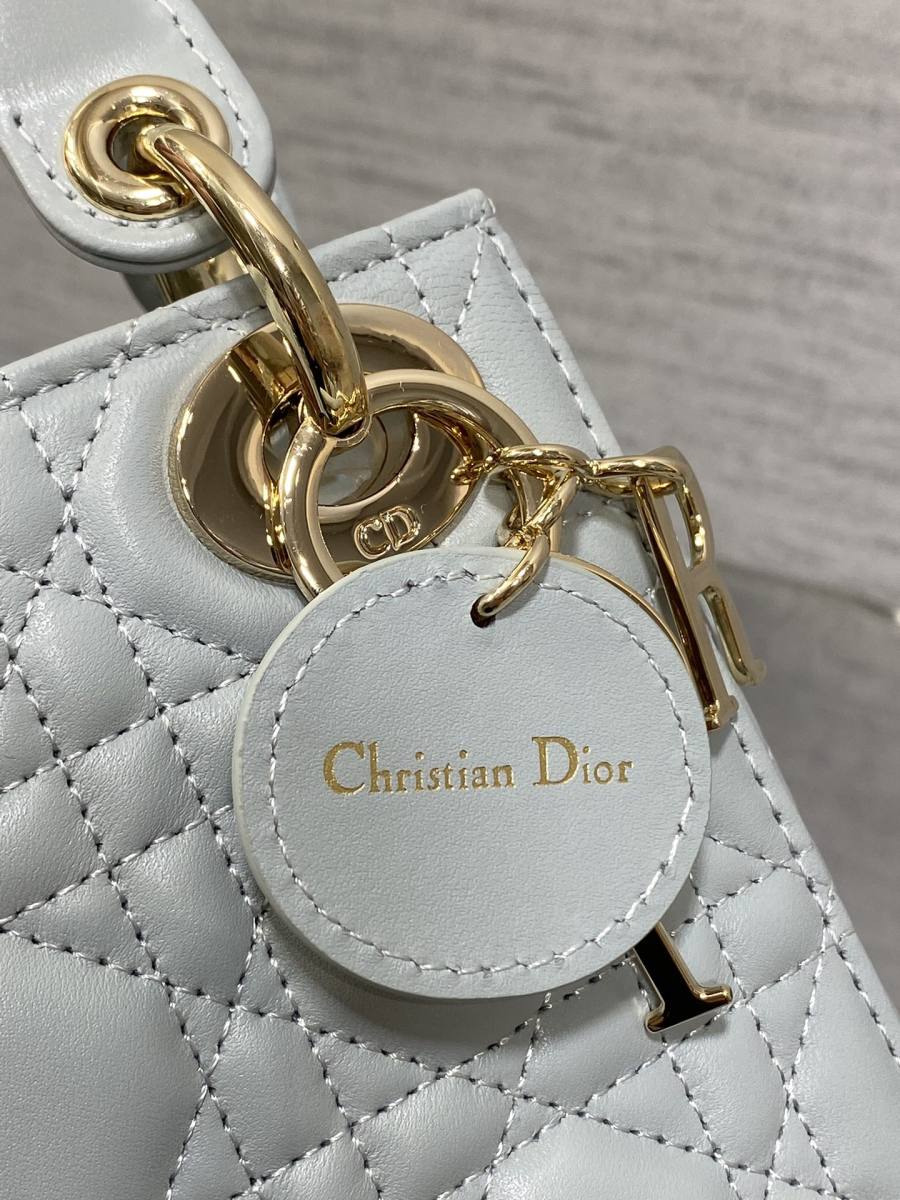 RP 2971000 Dior Lady Dior Small 3-Grid 2DDF Small 3-Grid 20x17x8
