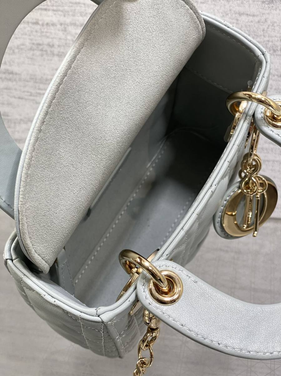 RP 2971000 Dior Lady Dior Small 3-Grid 2DDF Small 3-Grid 20x17x8
