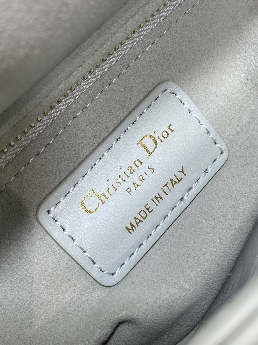 RP 2971000 Dior Lady Dior Small 3-Grid 2DDF Small 3-Grid 20x17x8