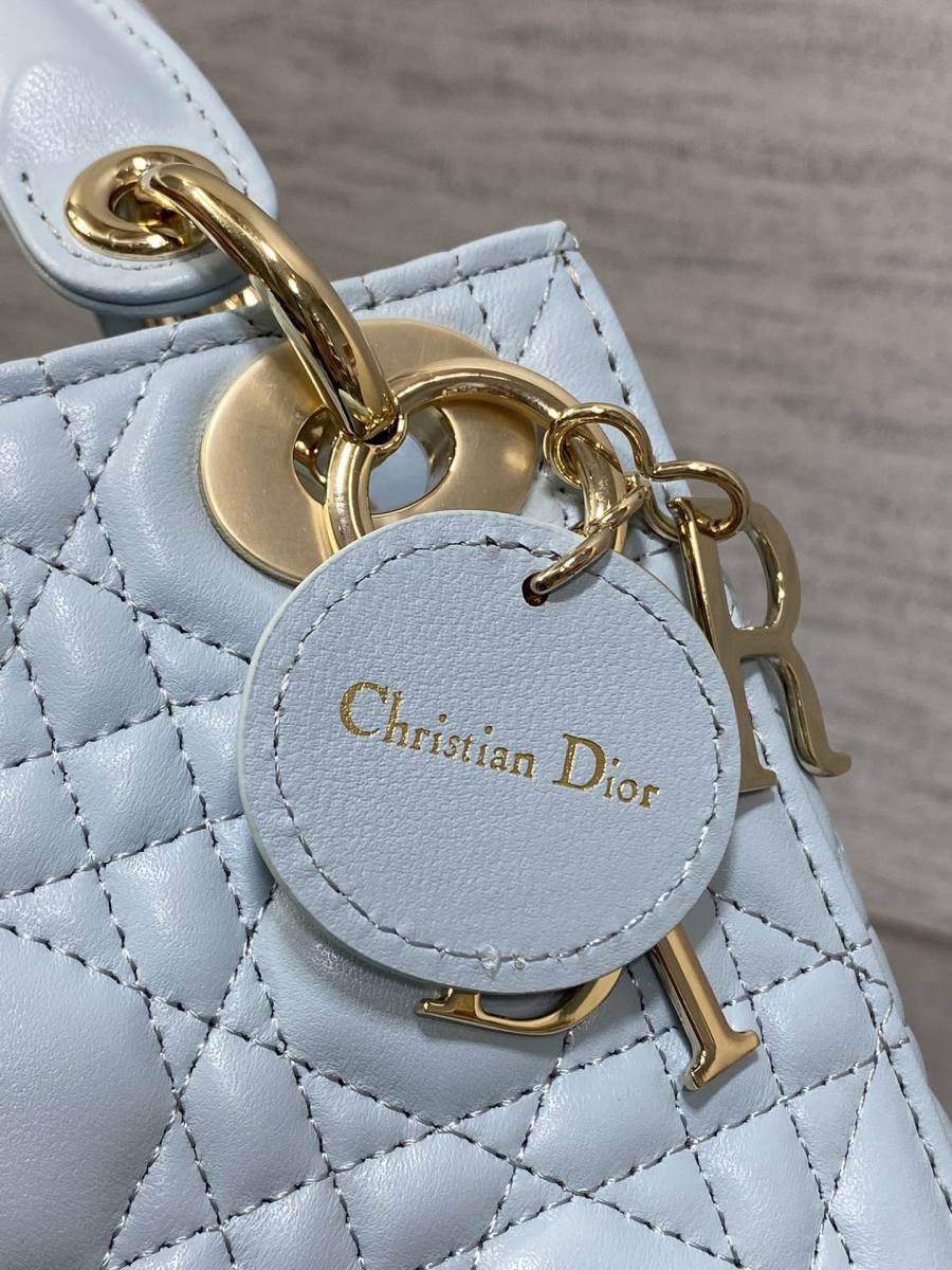 RP 2971000 Dior Lady Dior Small 3-Grid 3DA5 Small 3-Grid 20x17x8