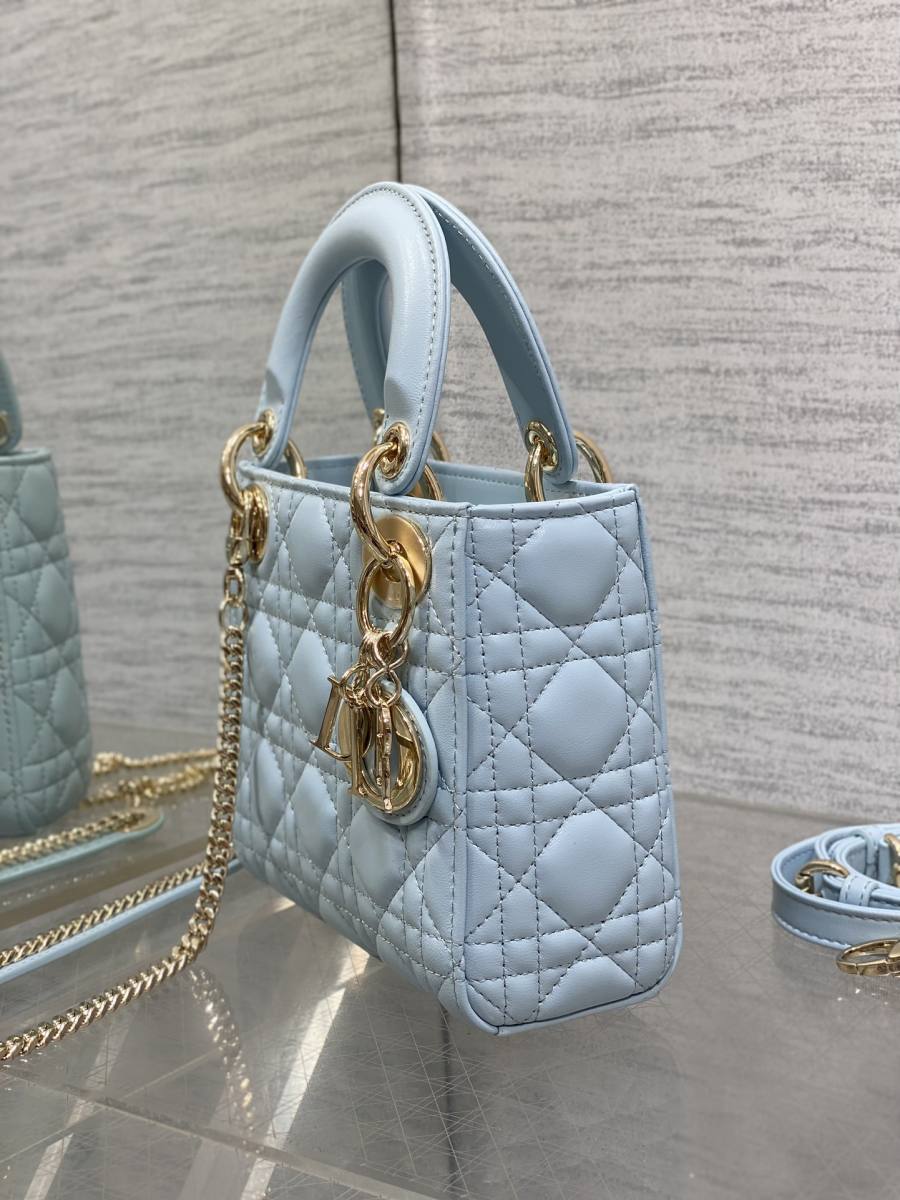 RP 2971000 Dior Lady Dior Small 3-Grid 3DA5 Small 3-Grid 20x17x8