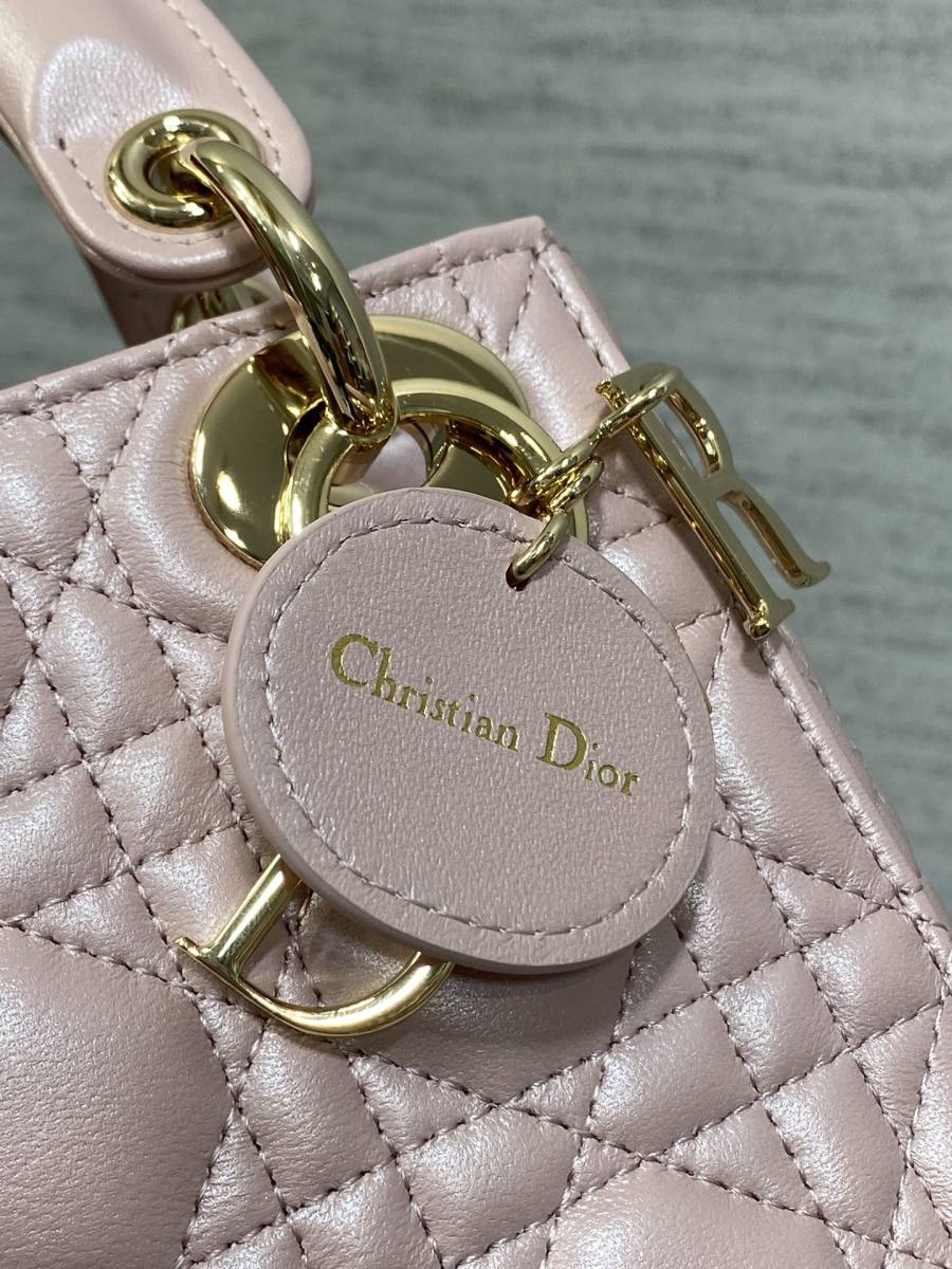 RP 2971000 Dior Lady Dior Small 3-Grid 94F6 Small 3-Grid 20x17x8