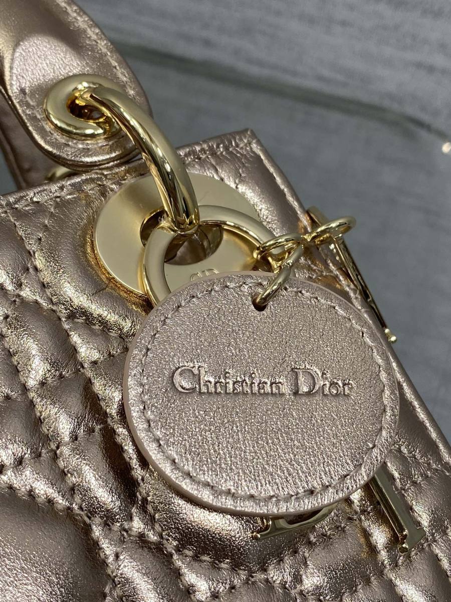 RP 2971000 Dior Lady Dior Small 3-Grid C242 Small 3-Grid 20x17x8